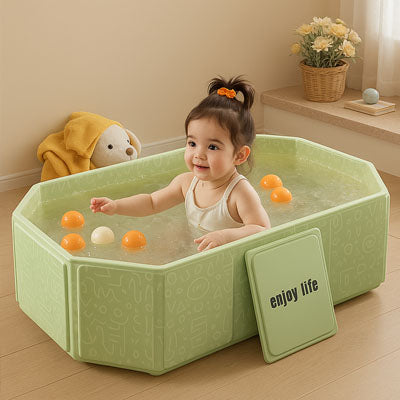 baignoire-bebe-ergosafe-fillette-dans-begnoire-seule